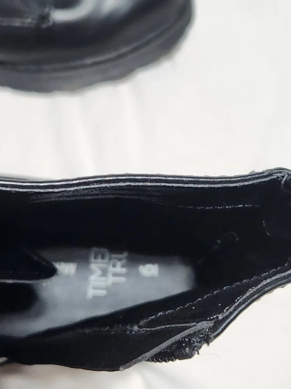 Time & Tru Girls’ Black Combat Boots – Size 6 | Perfect for Back‑to‑School!